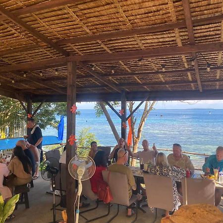 Jush Native And Glamping Hotel Dauis Buitenkant foto