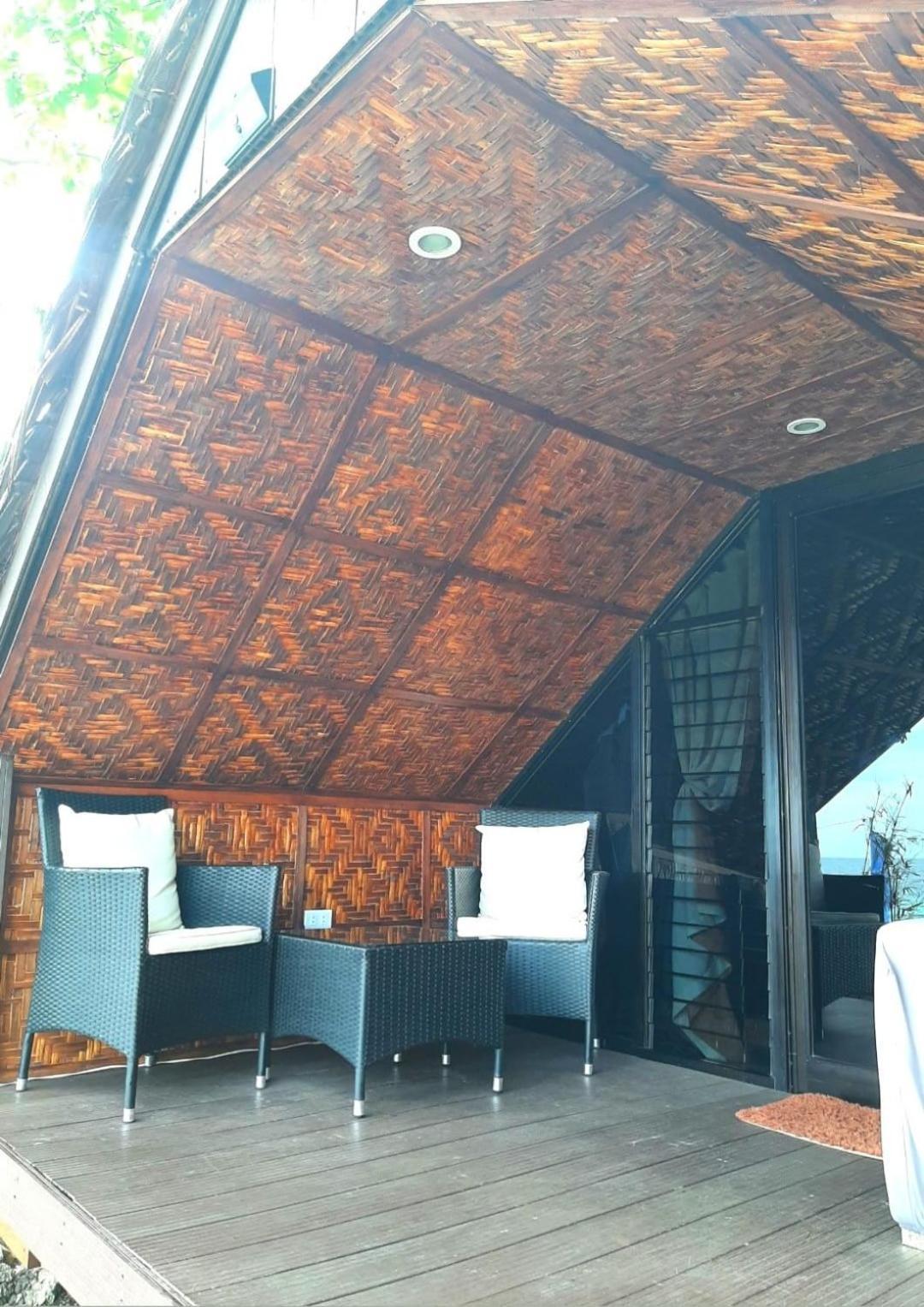 Jush Native And Glamping Hotel Dauis Buitenkant foto