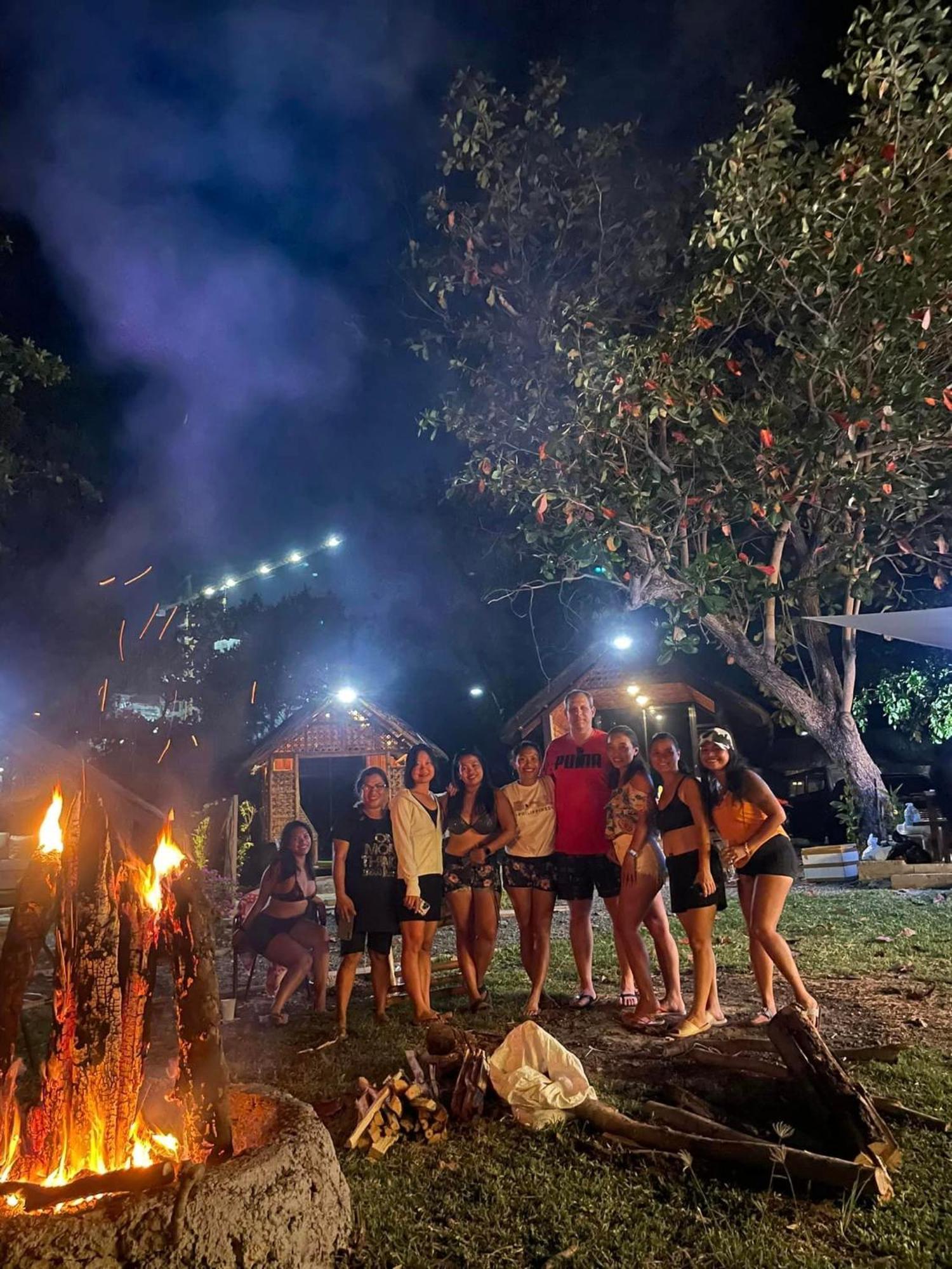 Jush Native And Glamping Hotel Dauis Buitenkant foto