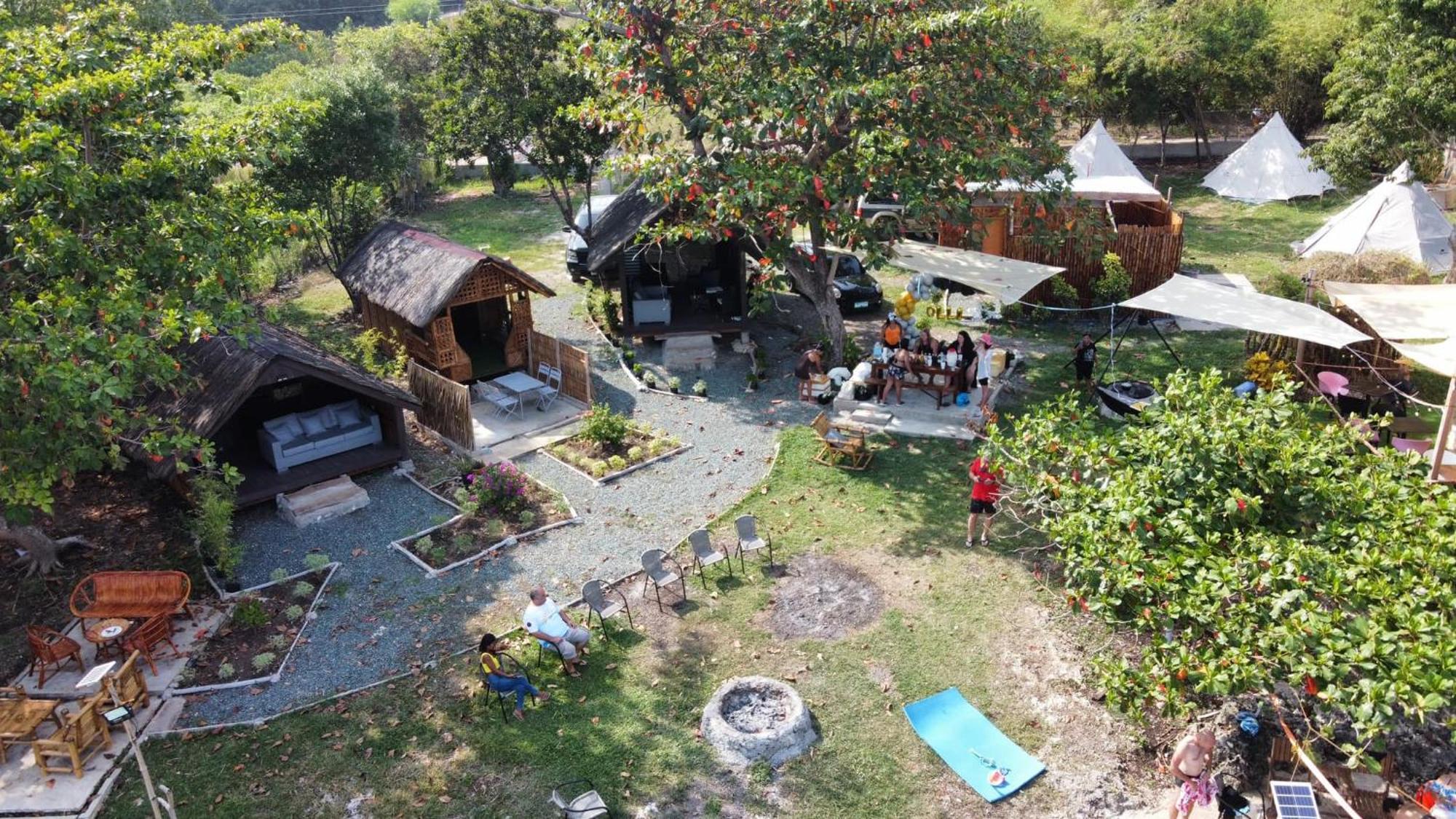 Jush Native And Glamping Hotel Dauis Buitenkant foto
