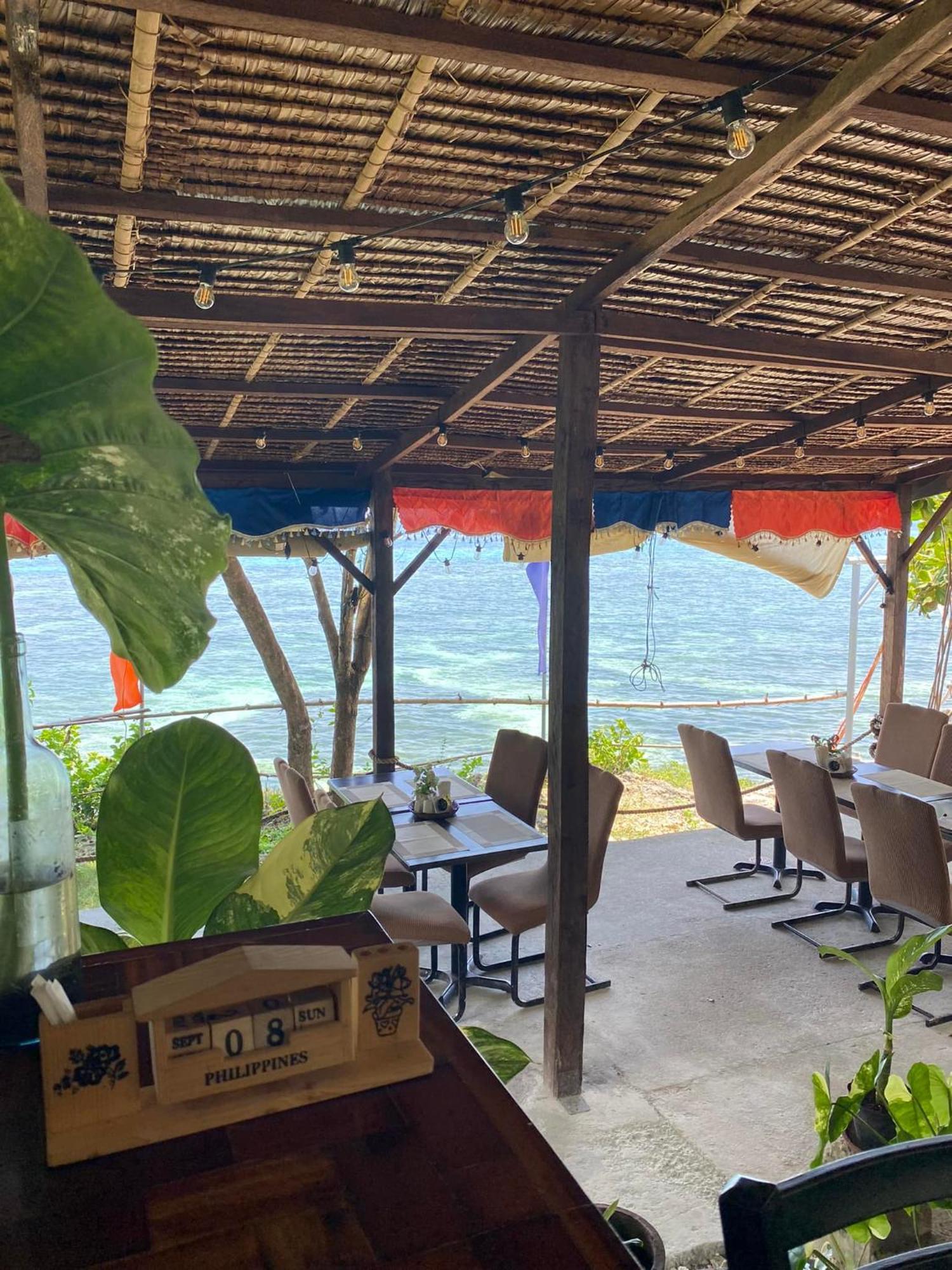Jush Native And Glamping Hotel Dauis Buitenkant foto