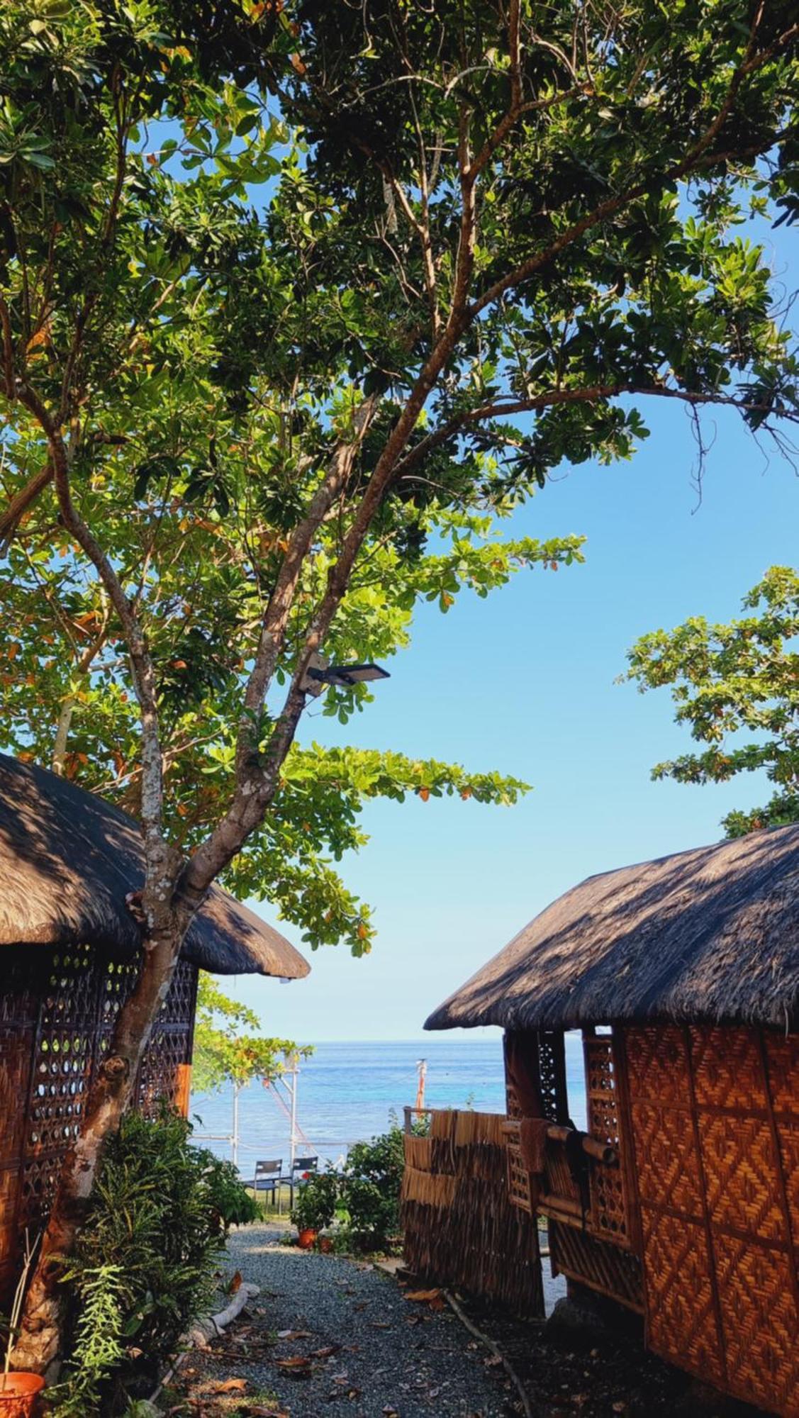 Jush Native And Glamping Hotel Dauis Buitenkant foto
