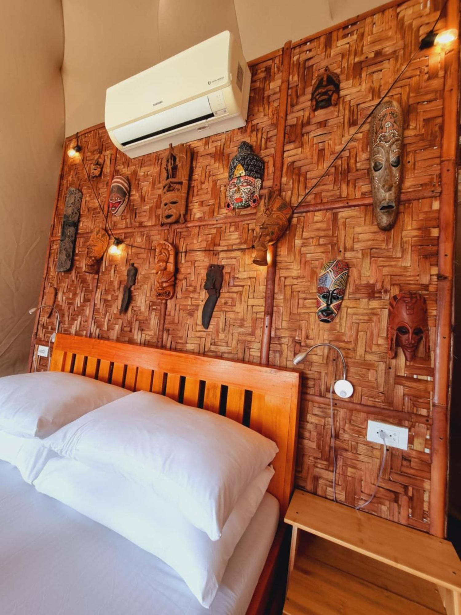 Jush Native And Glamping Hotel Dauis Buitenkant foto